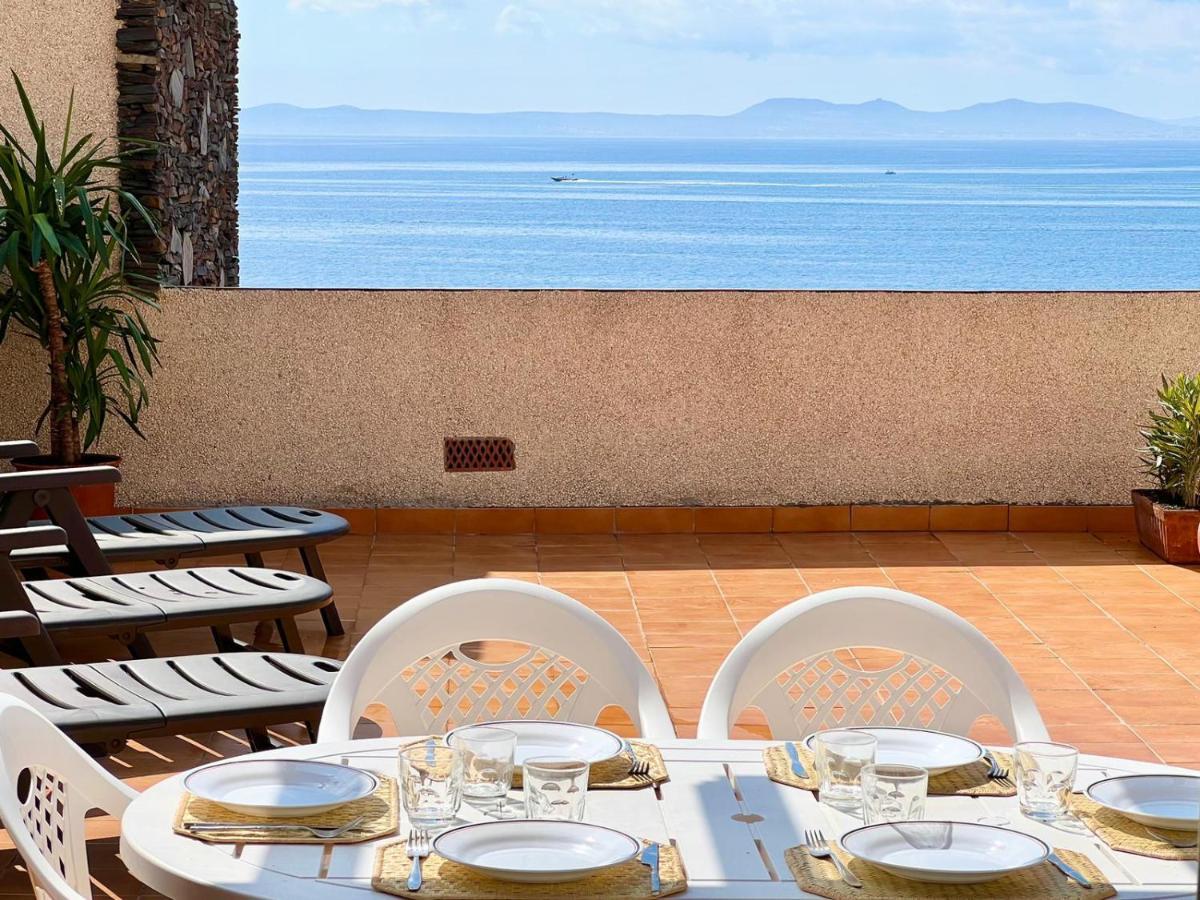 Frente Al Mar Con Piscina * Roses